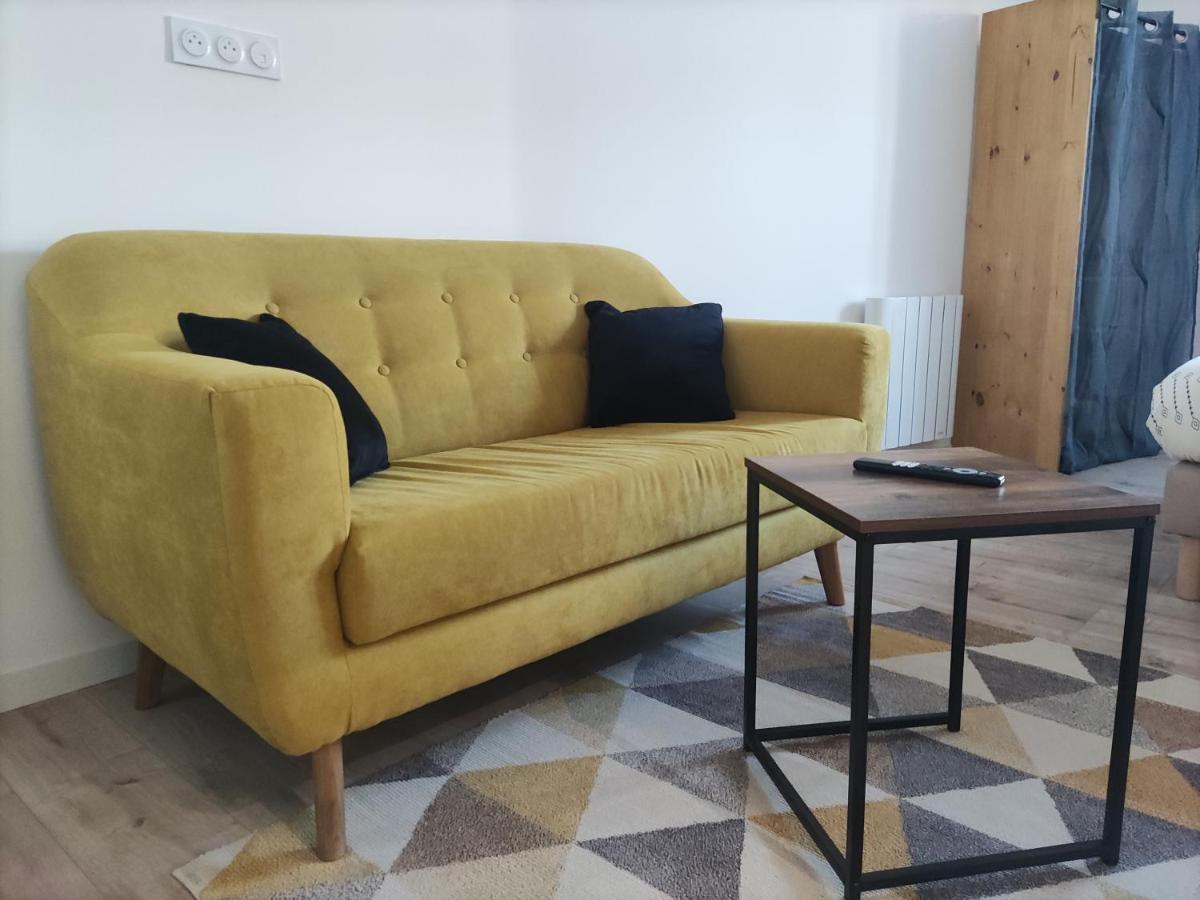 בואפרו-אן-מוז' Residence Manivi מראה חיצוני תמונה